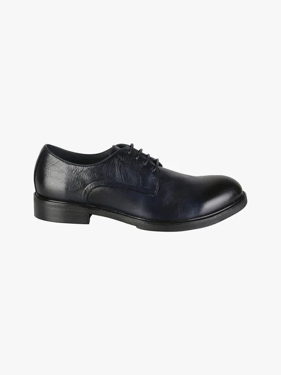 Amerigo Vespucci Zapatos clásicos de piel con cordones para hombre.