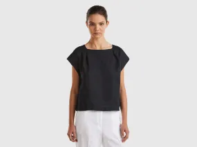 Blusa de lino puro con cuello cuadrado