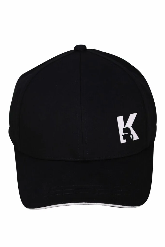 Gorra negra con logo 