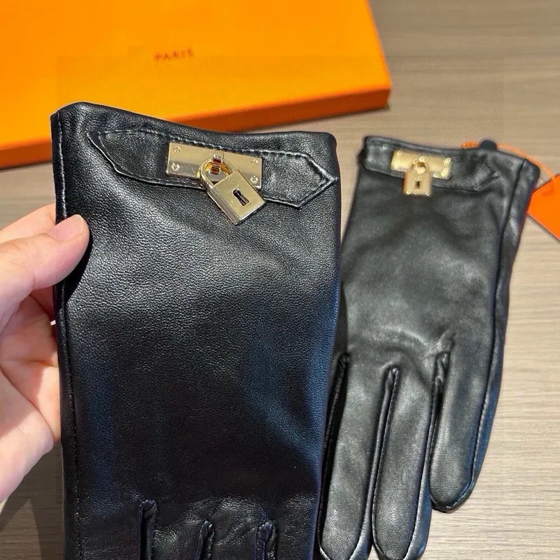 Guantes de piel de oveja para mujeres de alta calidad Guantes de lujo de lujo Guantes de lujo de invierno con forro de lana 8850