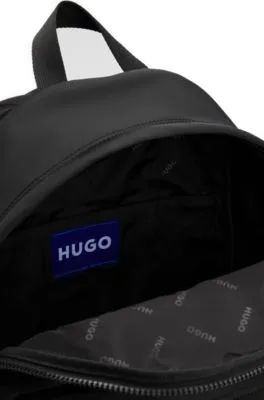 Mochila de sarga con etiqueta de logo azul