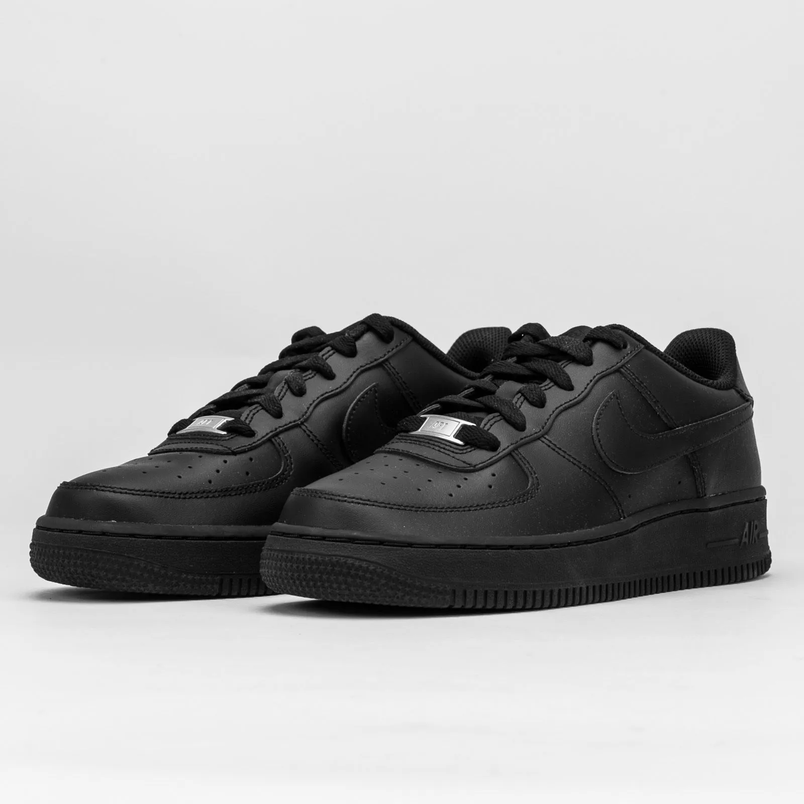 Nike Air Force 1 Low GS "Triple Black"