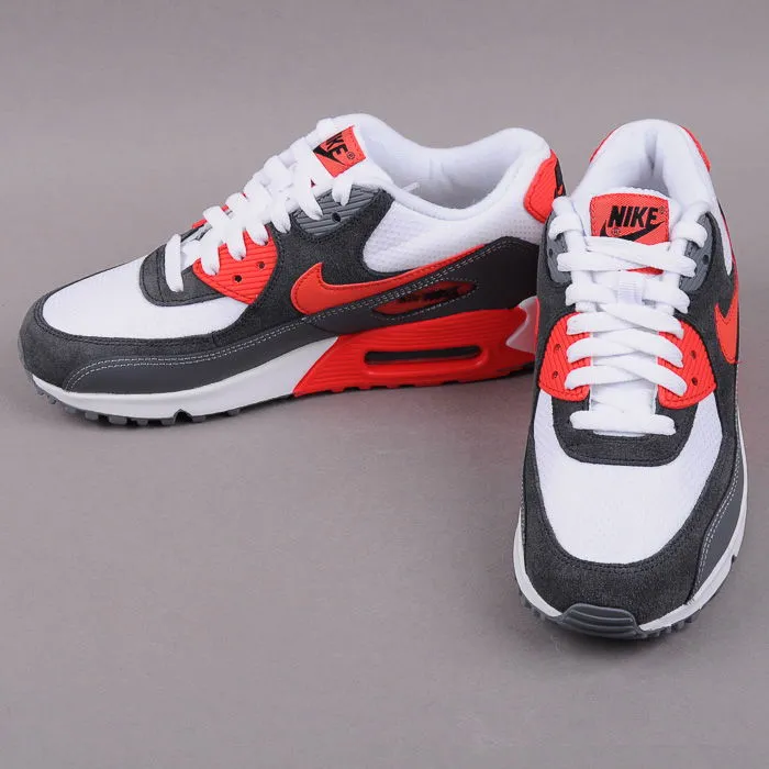 Nike Air Max 90 Essential WS