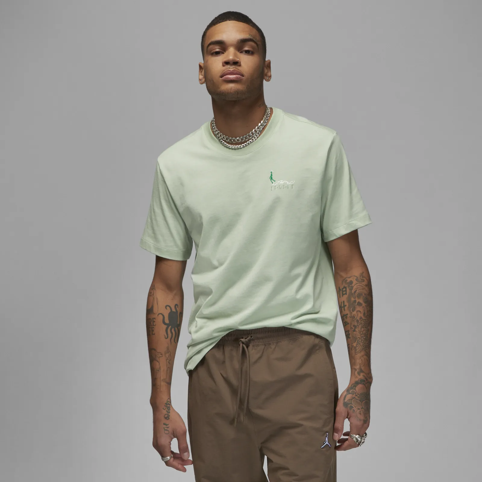 Nike Essentials Tee