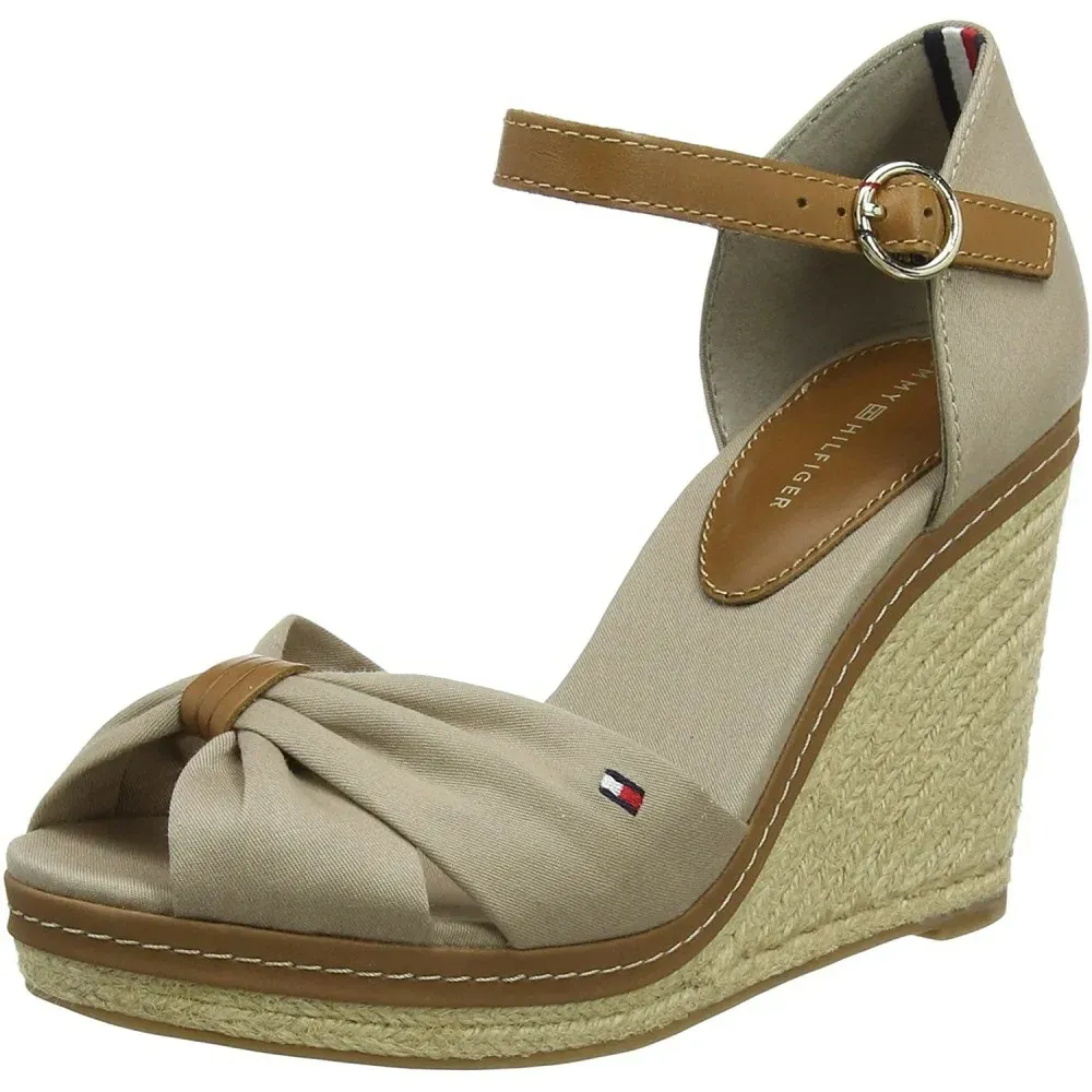 Tommy Hilfiger Iconic Elena Sandal FW0FW00905 068