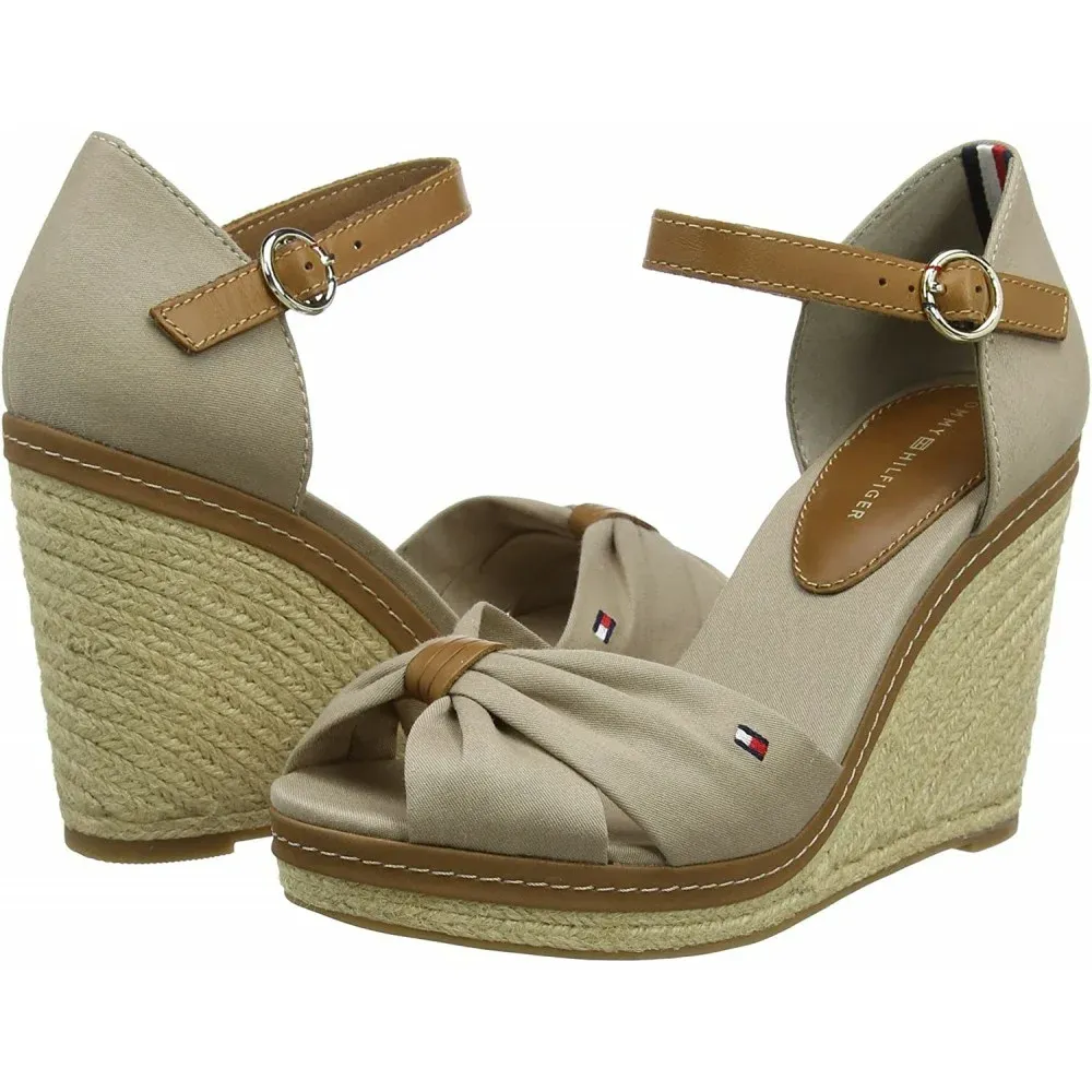 Tommy Hilfiger Iconic Elena Sandal FW0FW00905 068