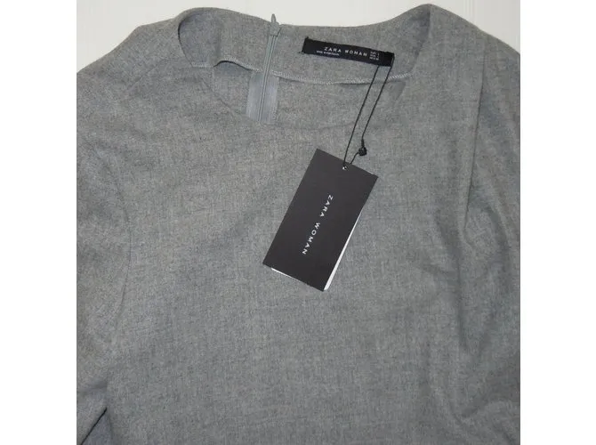 Zara Parte superior Gris 